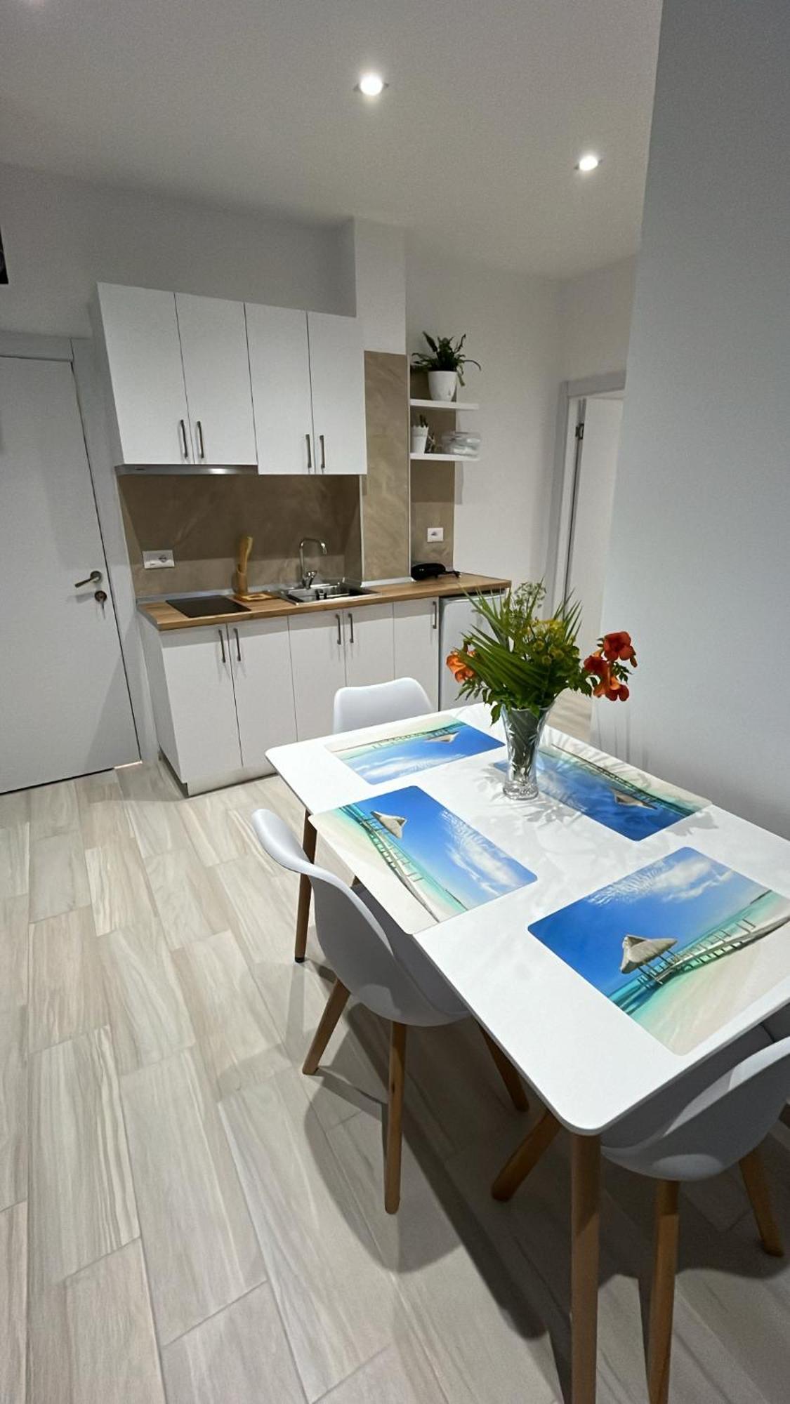 Vila Luani Vlorë Exterior foto