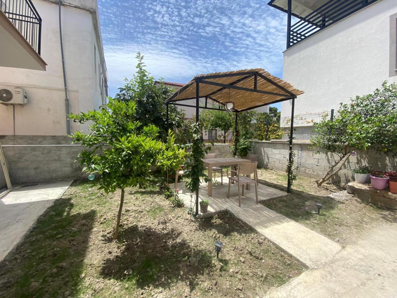 Vila Luani Vlorë Exterior foto
